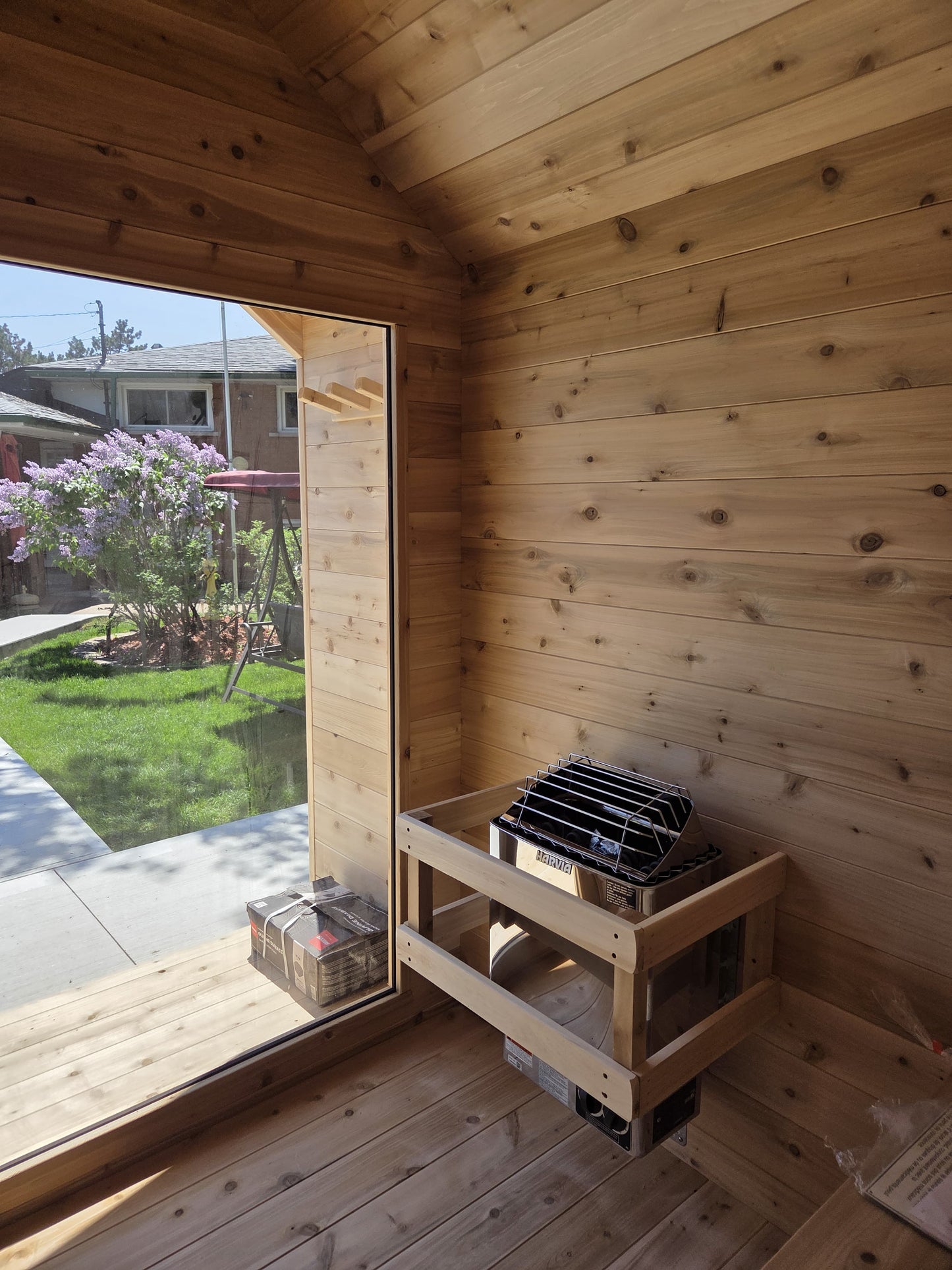 Modern Cabin Sauna Steel Roof and Siding with Large Front Window